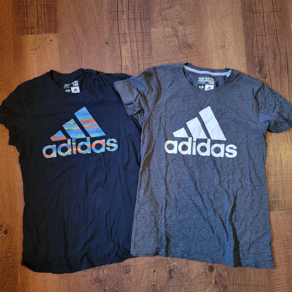 Womens Adidas t-shirts size small